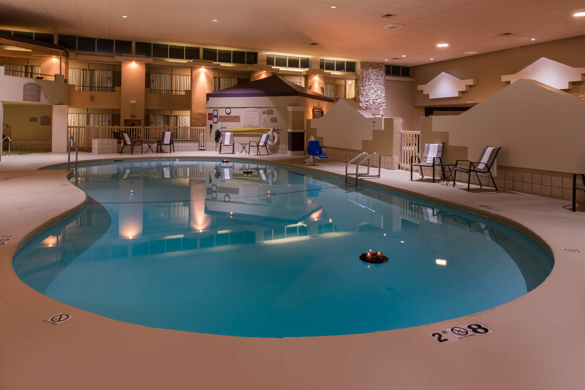 Ramada By Wyndham Midtown Grand Island Hotel Exterior foto